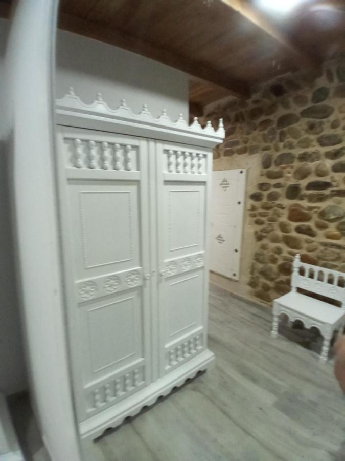 Hostal La Medina De Camponaraya Exterior photo